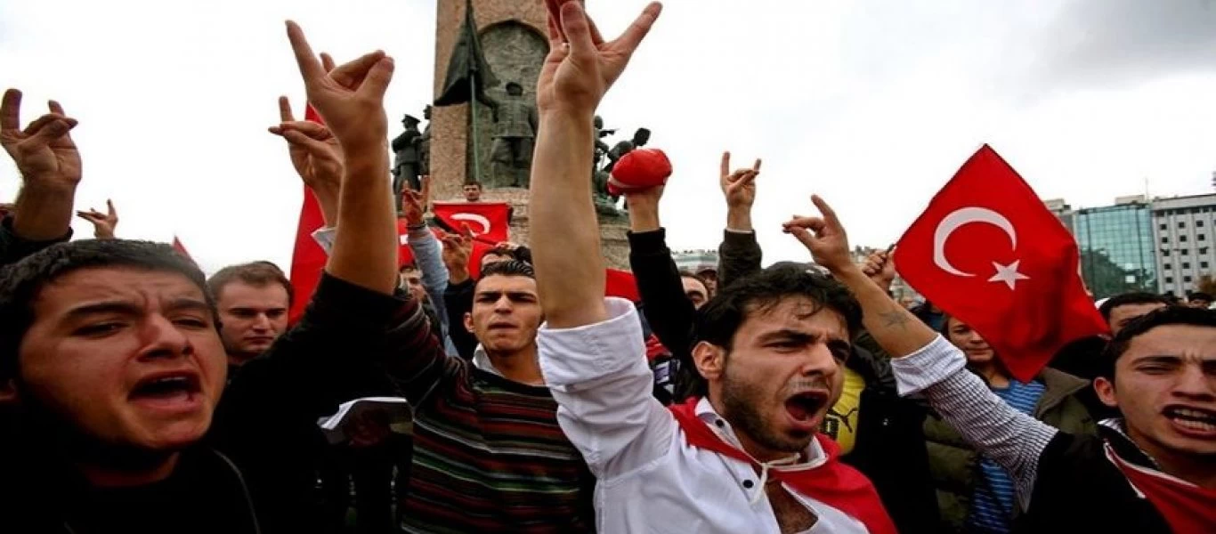 Στην Γερμανία ένα βήμα πριν την απαγόρευση των «Γκρίζων Λύκων»